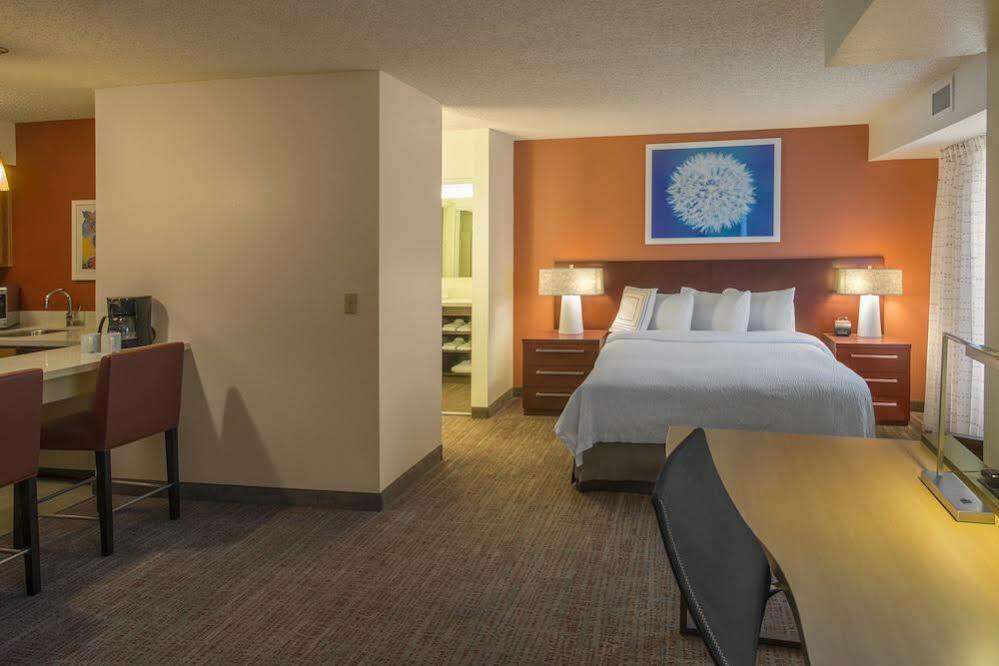Residence Inn Indianapolis Airport Dış mekan fotoğraf
